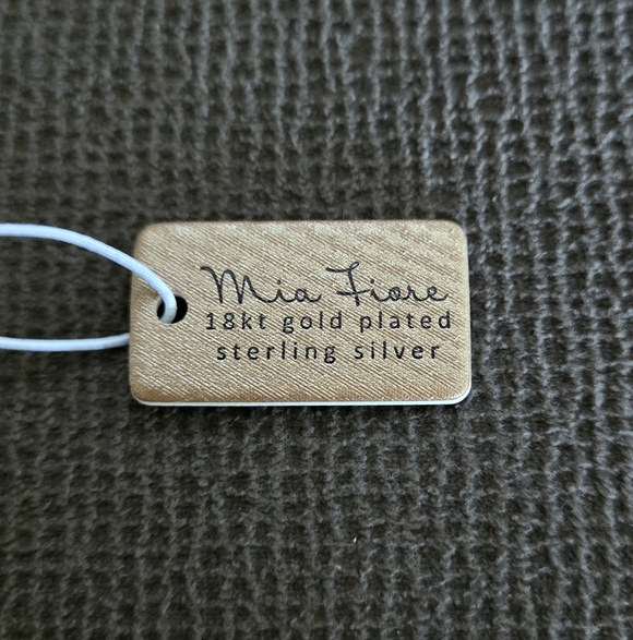 Mia Fiore Embossed Gold💛 Crescent Moon🌙 and Sun☀️ Adjustable Slide Necklace - Picture 4 of 16